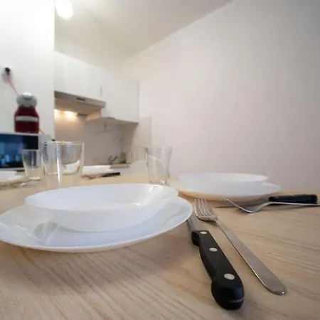 Fully Equipped Apartment 2 To 4 People St Charles Marseille Exterior photo
